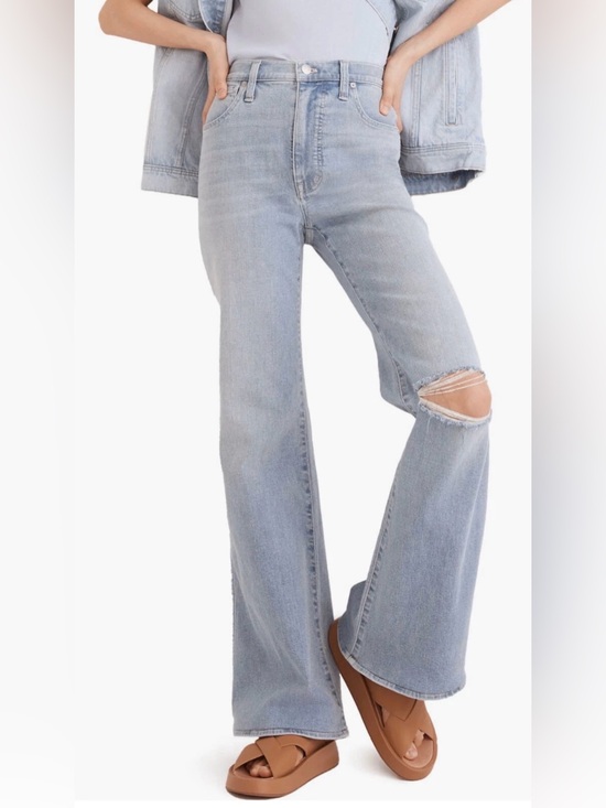 Madewell Denim - Madewell 11" High Rise Flare Jeans Light Wash Distressed‎ 20% Hemp Size 27